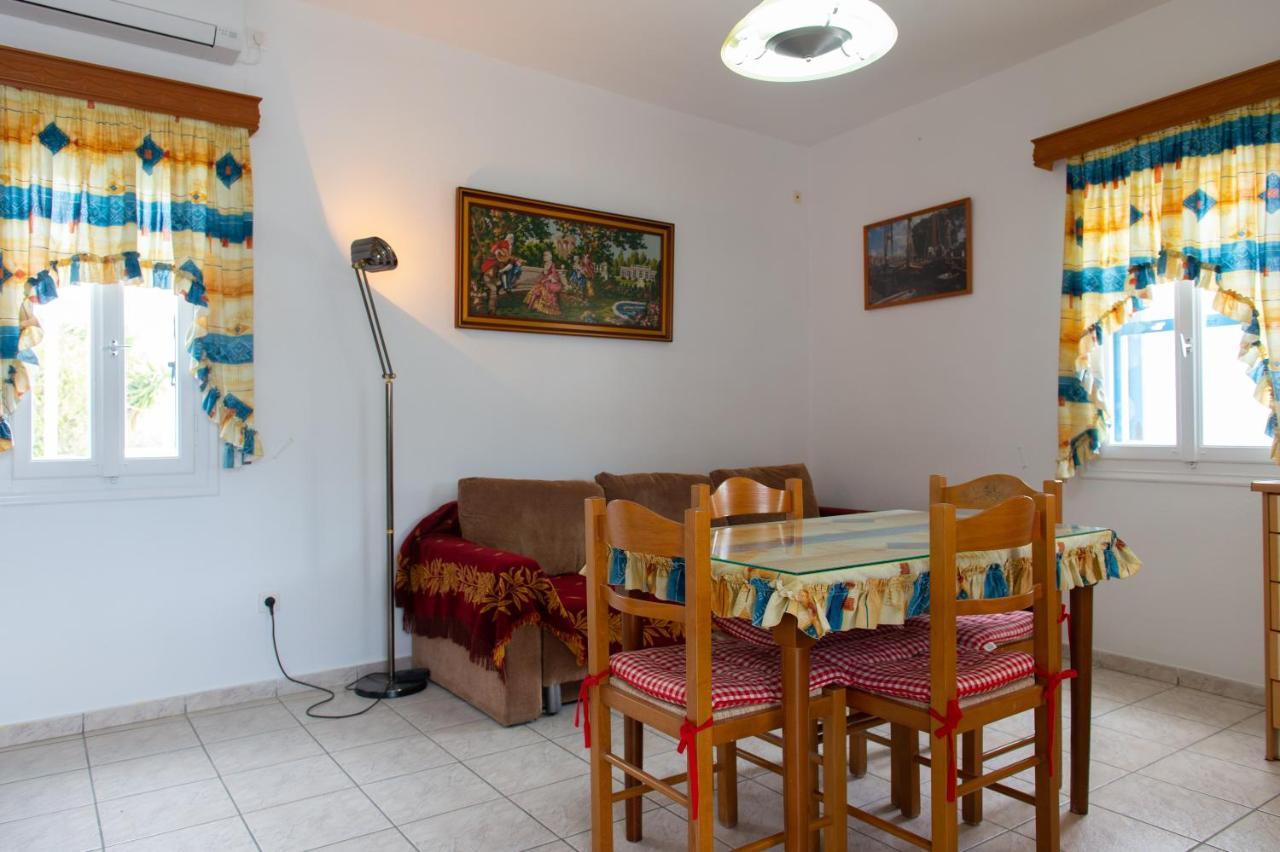 Aphrodite Holiday Home Artemonas Екстериор снимка